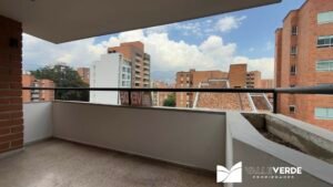 Apartamento En Venta En Laureles