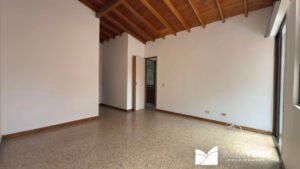 Apartamento En Venta En Laureles