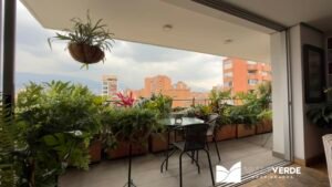 Apartamento en Venta en Laureles